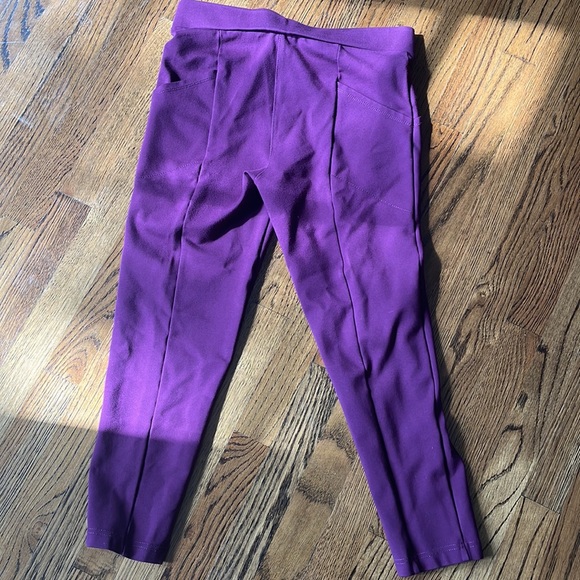 Beta brand burgundy multi pocket yoga pant dress pant. Size M petite - Picture 3 of 4